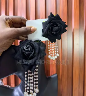 Statement Earring