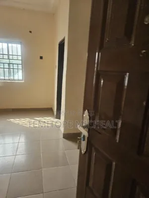 3bdrm Apartment in Main Wuye for rent