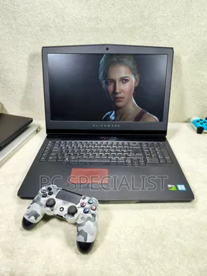 Laptop Alienware 17 R4 16GB Intel Core i7 SSHD+SSD 1T