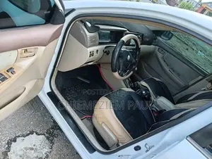Toyota Corolla 2006 White
