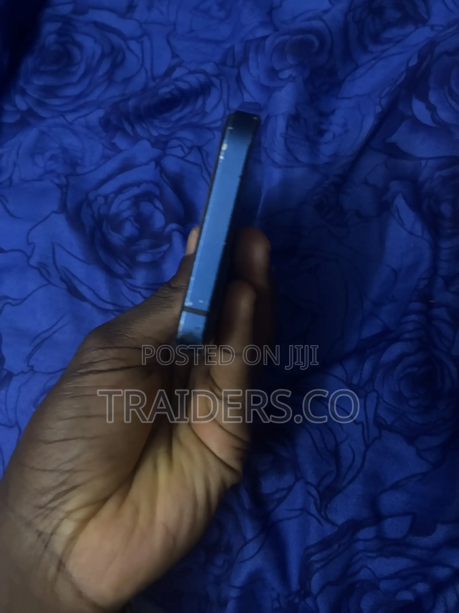 Apple iPhone 12 64 GB Blue