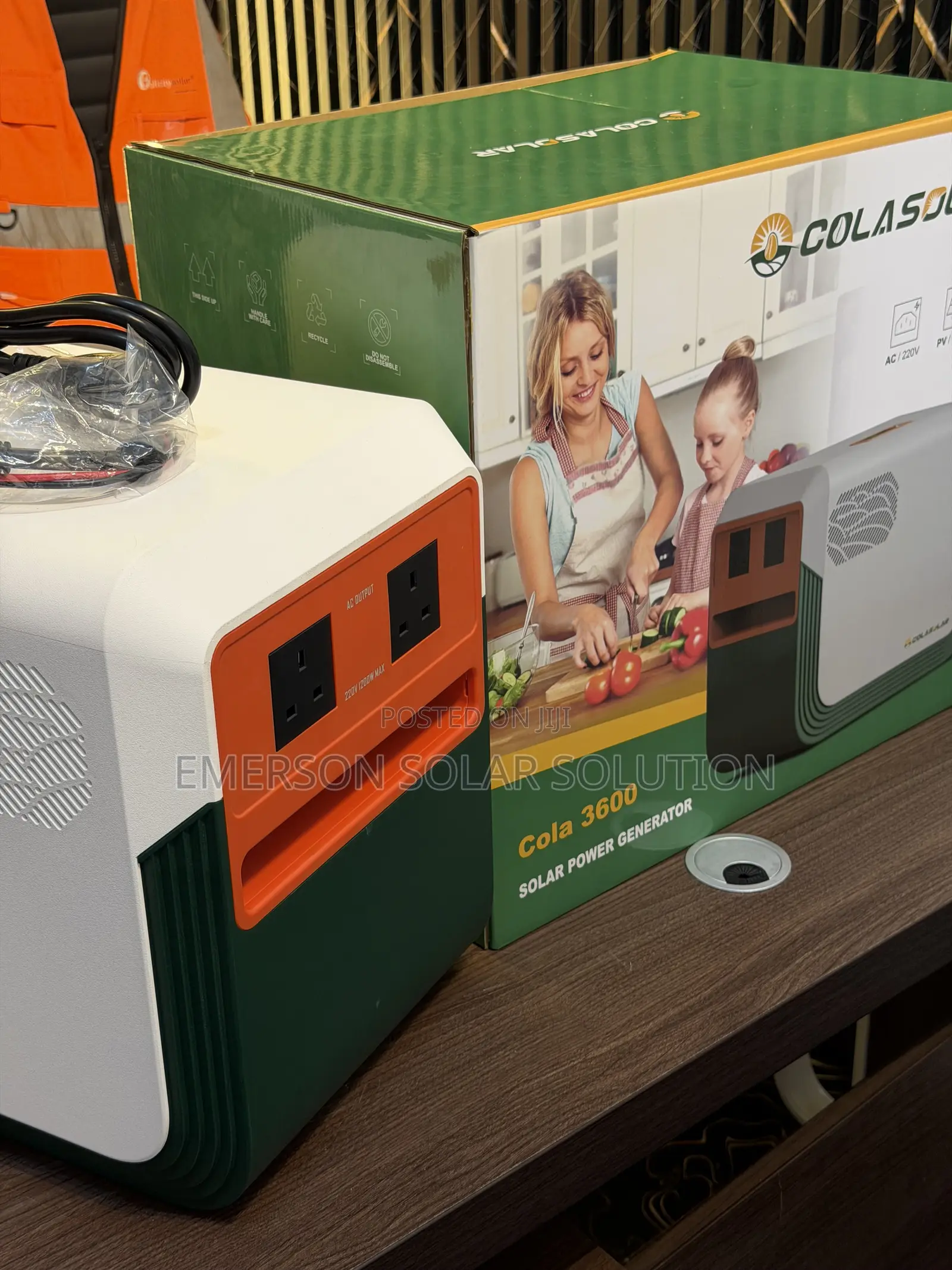 3.6kwh 280ah Cola Solar Generator