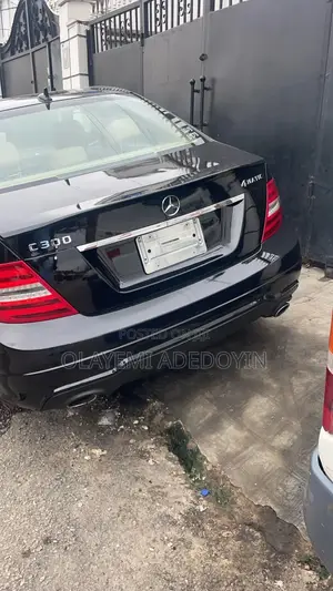 Mercedes-Benz C300 Luxury 4Matic Sedan AWD (3.5L 6cyl 7A) 2013 Black