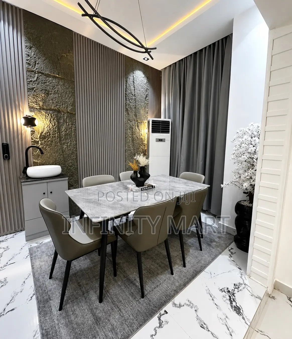 Obsidian Luxe Dining Set