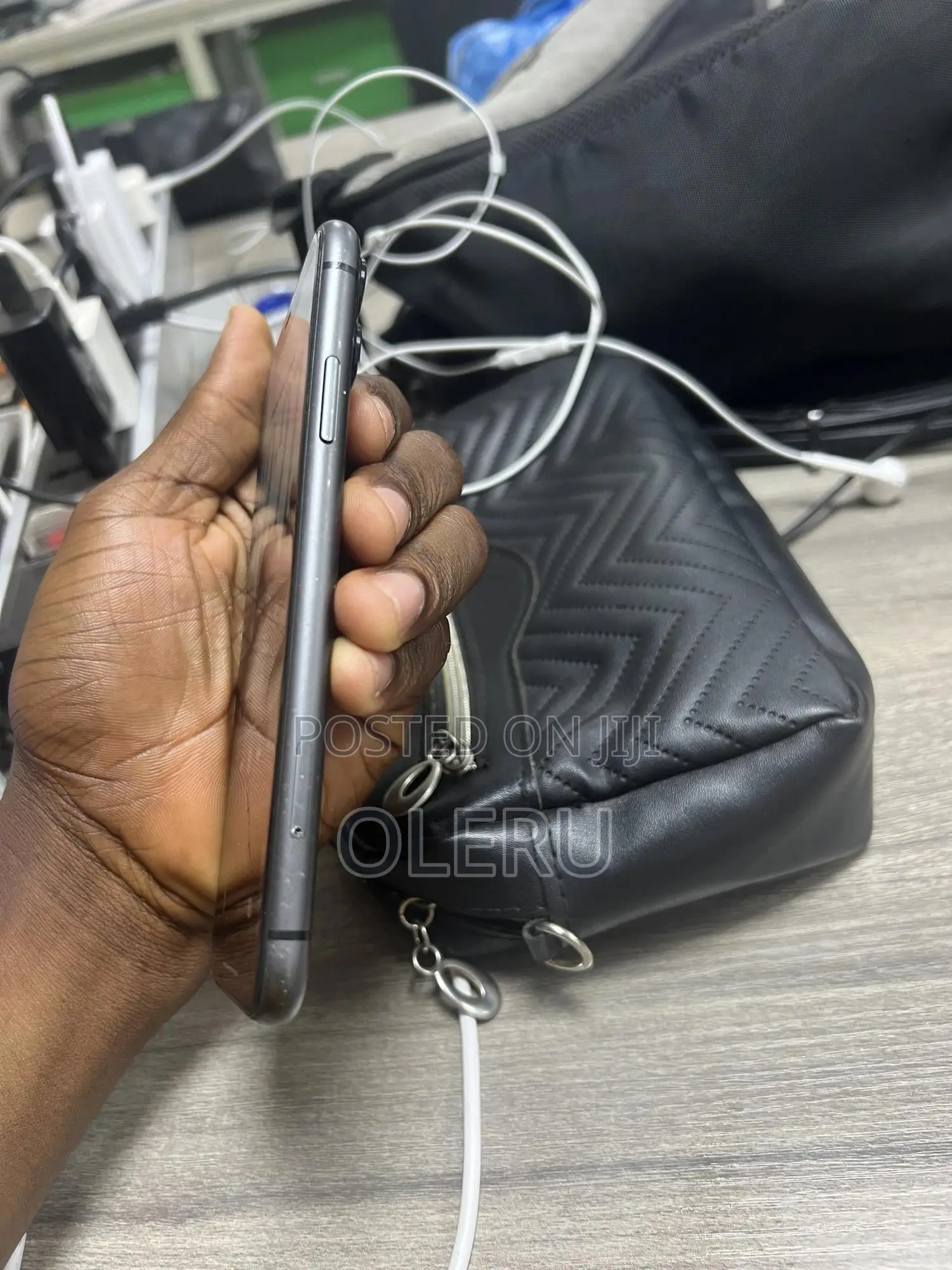 Apple iPhone 11 64 GB Black