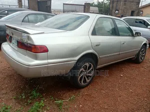 Toyota Camry 2001 Silver