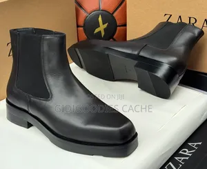 Men's Cognac Smooth Leather Chelsea Boots