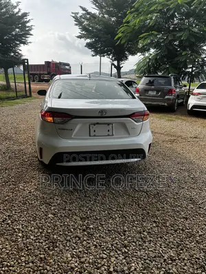 Toyota Corolla 2019 White
