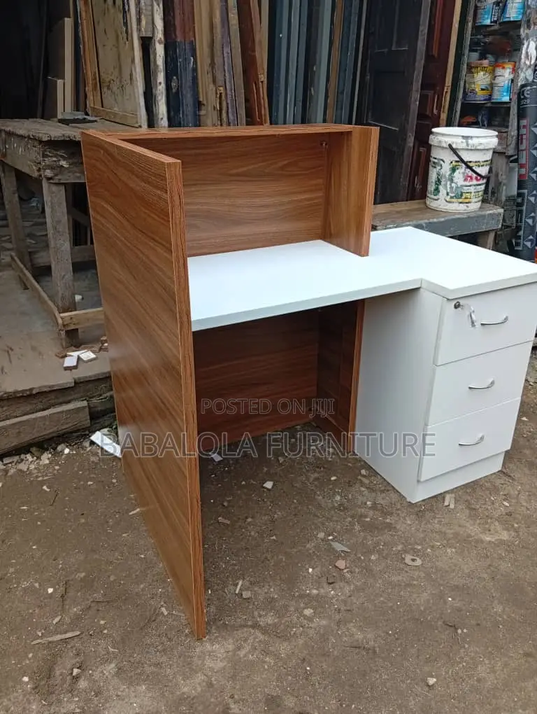 Receptionist Table