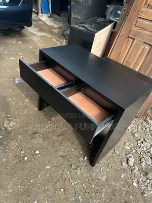 3 Feet Office and Home Use Table