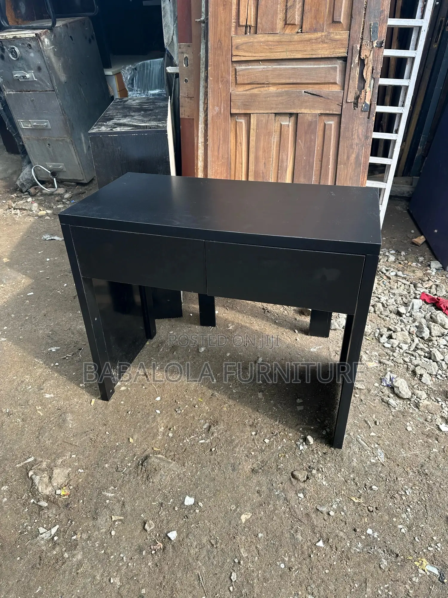 3 Feet Office and Home Use Table