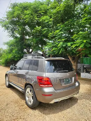 Mercedes-Benz GLK-Class 2013 Brown