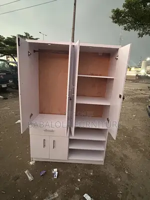4 Feet Wardrobe