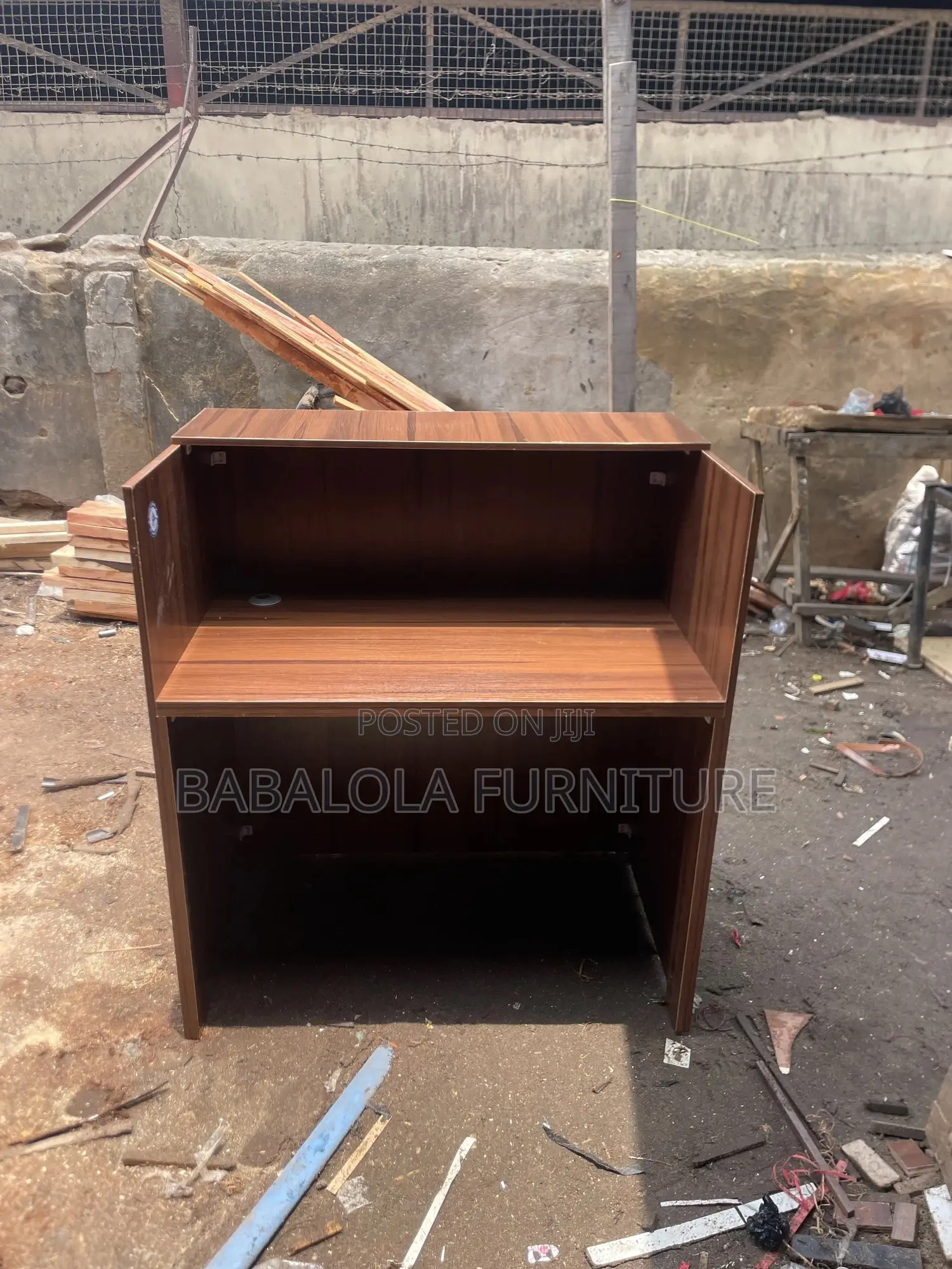 Portable Receptionist Table