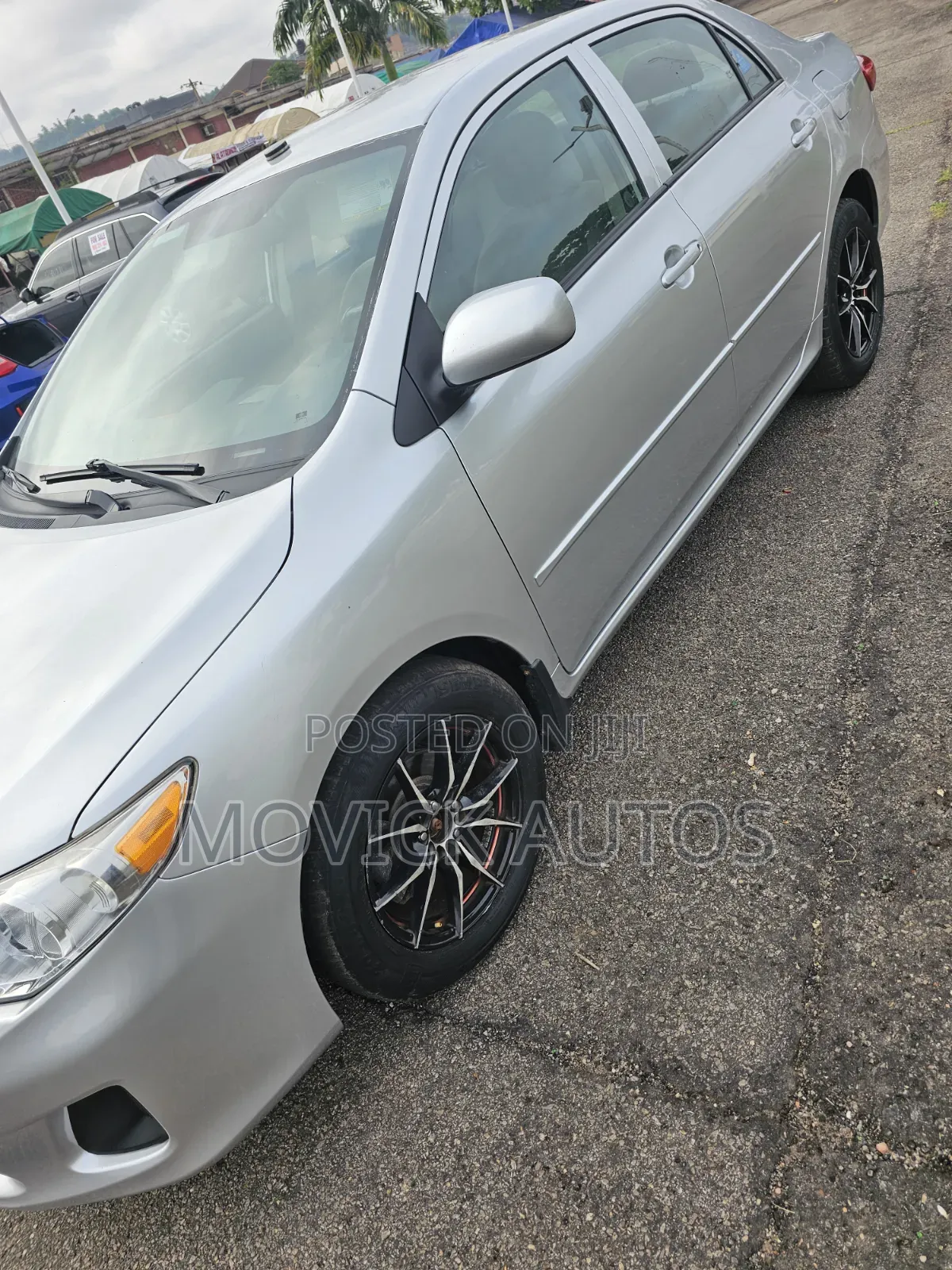 Toyota Corolla 2012 Silver