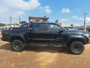 Toyota Tacoma 2023 Black
