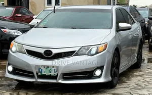 Toyota Camry 2014 Silver