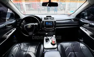 Toyota Camry 2014 Silver