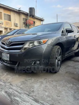 Toyota Venza LE 2013 Gray