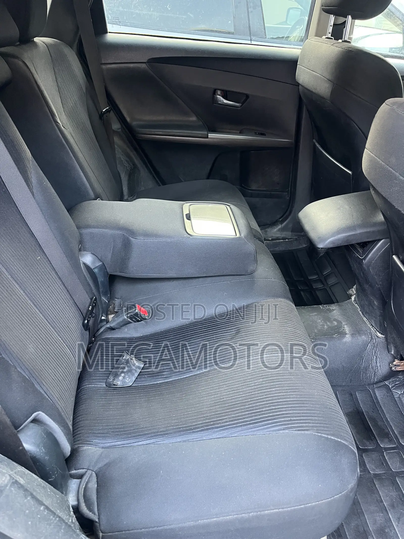 Toyota Venza LE 2013 Gray