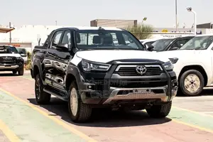 New Toyota Hilux 2025 Black