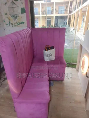 Studio Waiting Chair