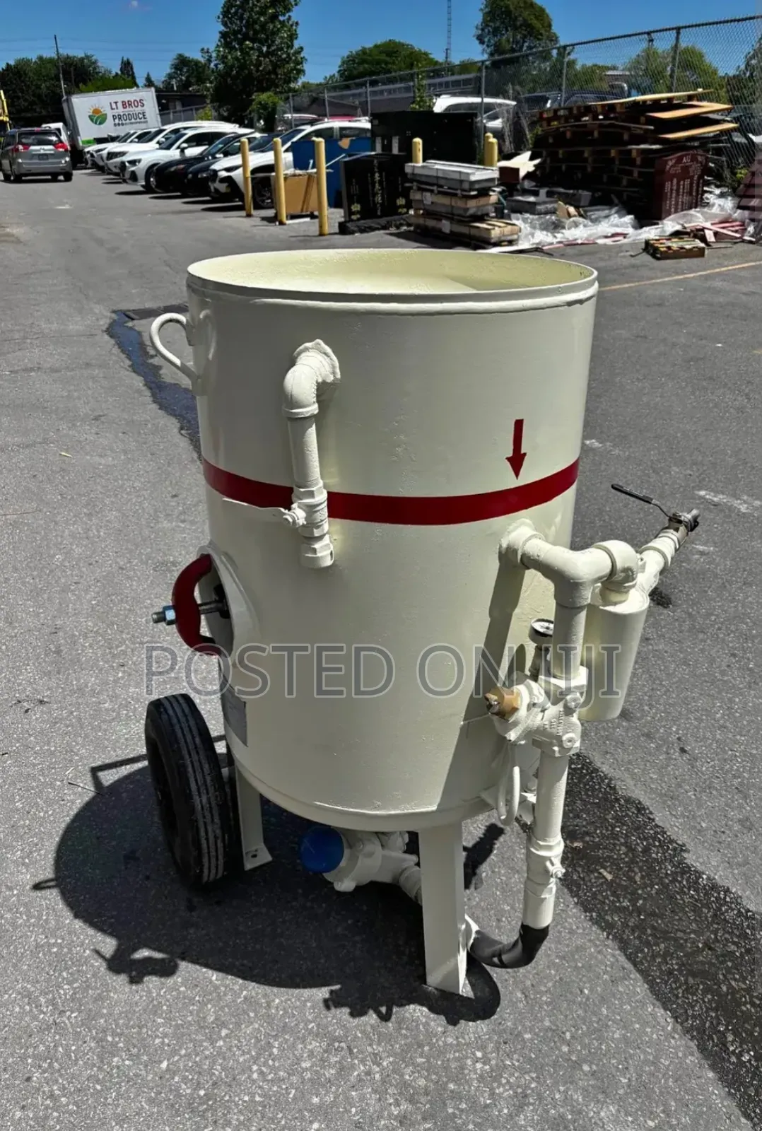 Sandblasting Pot (Pressure Blast Pot)