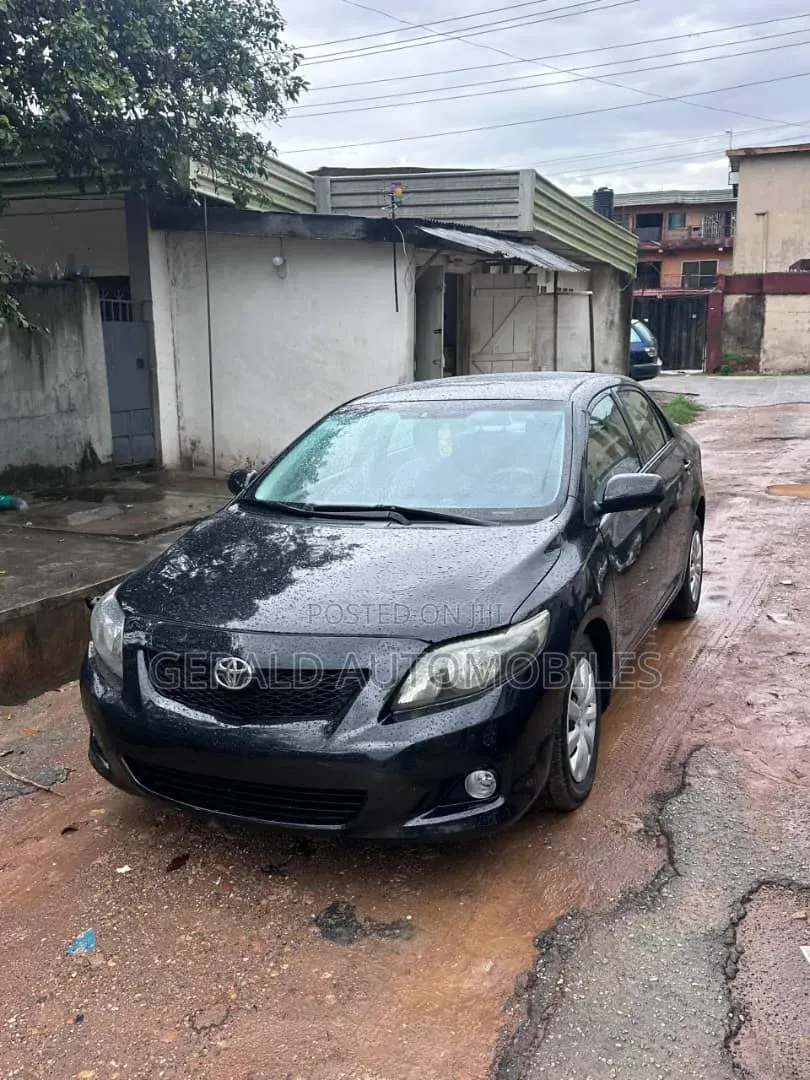 Toyota Corolla 2009 Black