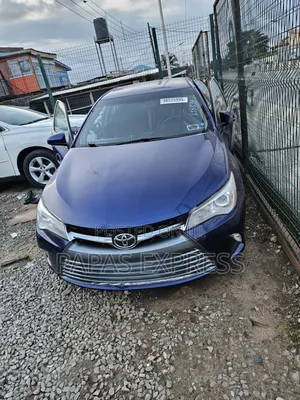 Toyota Camry 2016