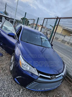 Toyota Camry 2016