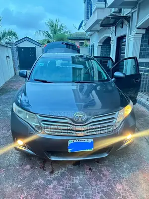 Toyota Venza 2011 Gray