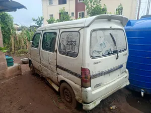 Suzuki Every 2012 White