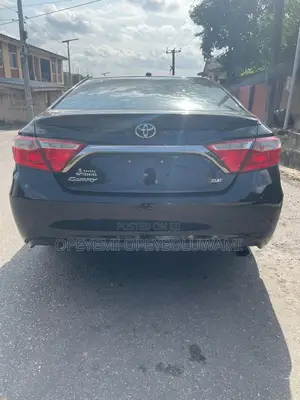 Toyota Camry SE 4dr Sedan (2.5L 4cyl 6A) 2015 Black