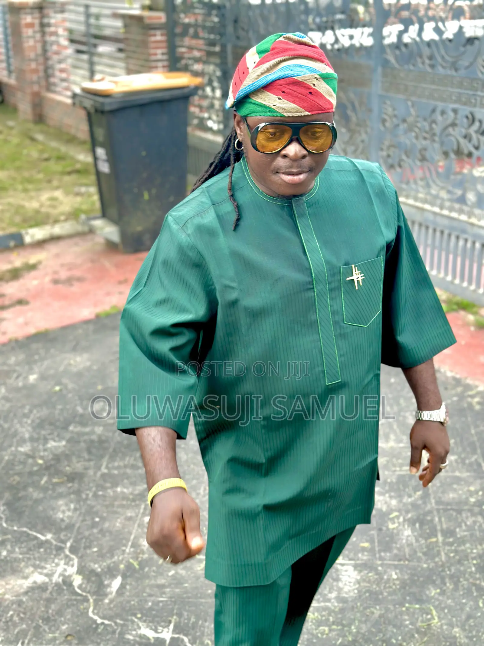 Kaftan and Senator Wears