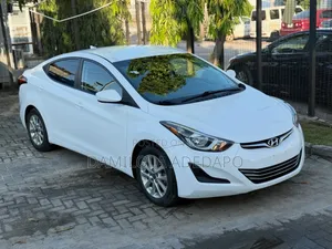 Hyundai Elantra 2015 White