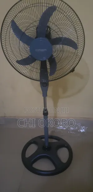 18" Ac/Dc Standing Fan