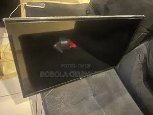 Lg 32’Inches Tv