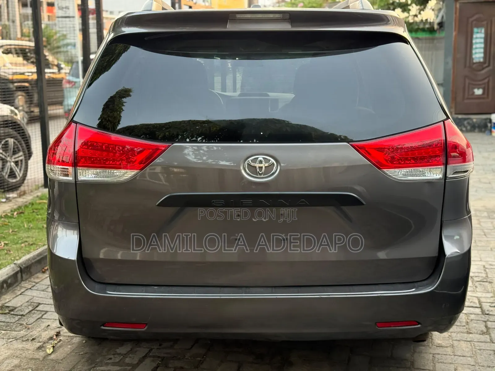Toyota Sienna 2013 Gray