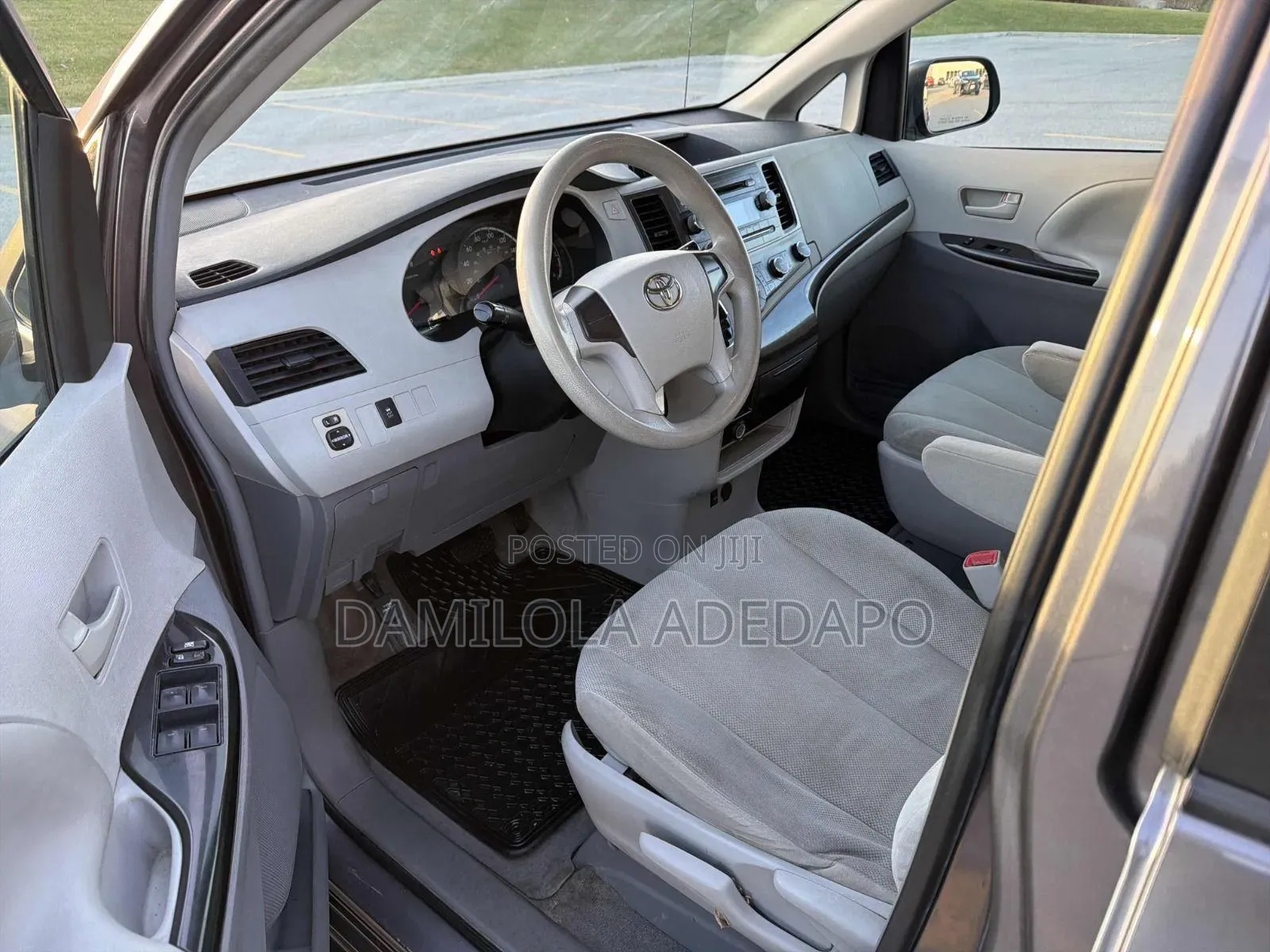 Toyota Sienna 2013 Gray