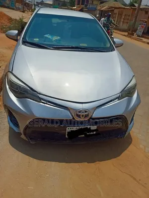 Toyota Corolla 2015 Silver