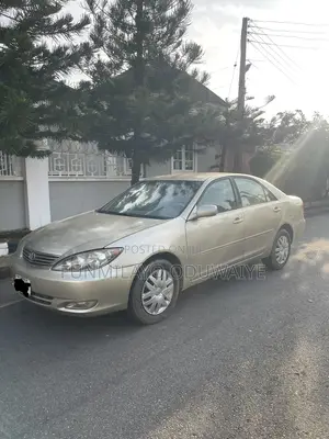 Toyota Camry 2.4 GLi Automatic 2006 Gold