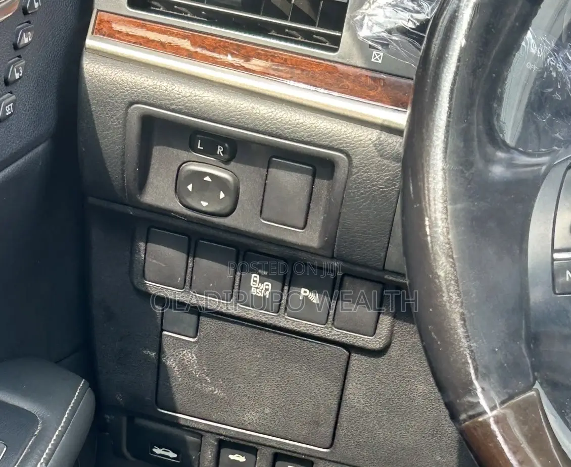 Lexus ES 2016 Gray