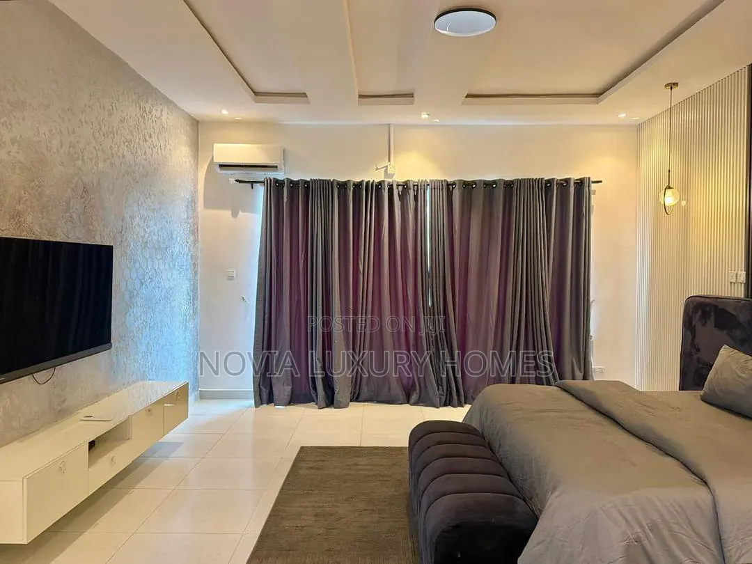 Luxury 3bedroom Penthouse With Pool, Elevator, Balcony Snooker