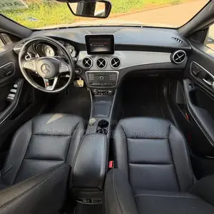 Mercedes-Benz GLA 250 2015 White