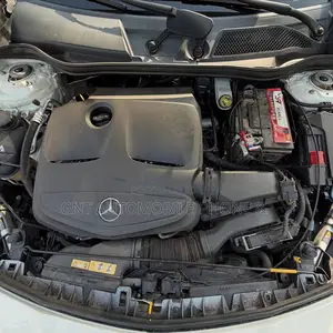Mercedes-Benz GLA 250 2015 White