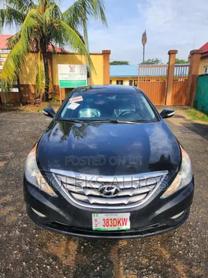 Hyundai Sonata Limited 2.0T Sedan (2.0L 4cyl 6A) 2012 Black