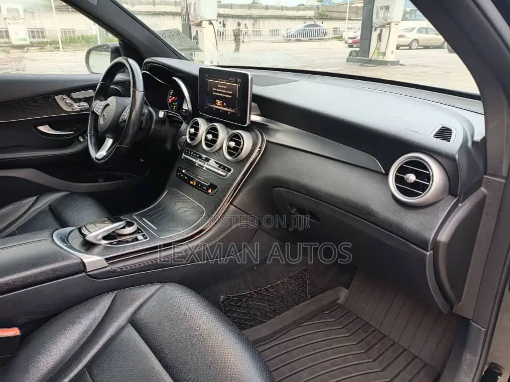 Mercedes-Benz GLC-Class 2018 Black