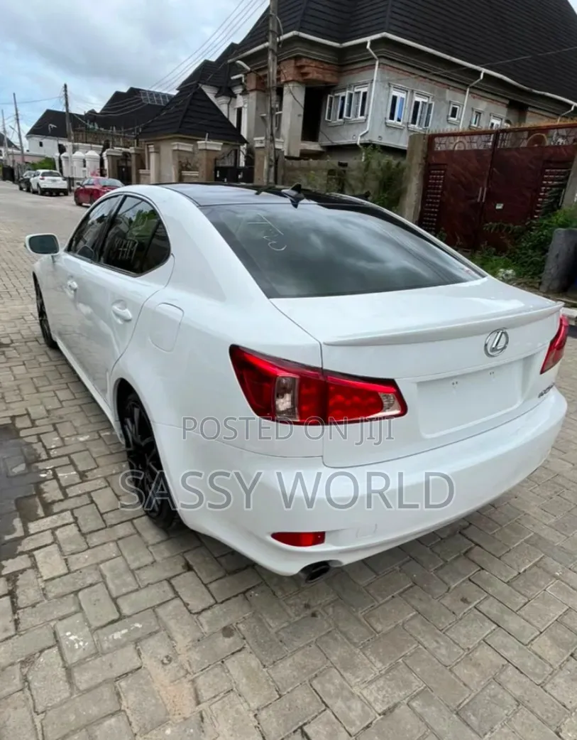 Lexus IS 2012 White