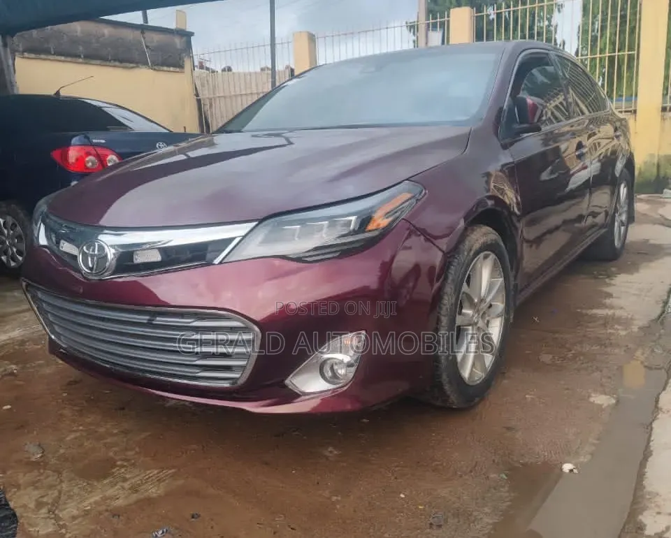 Toyota Avalon 2014 Red