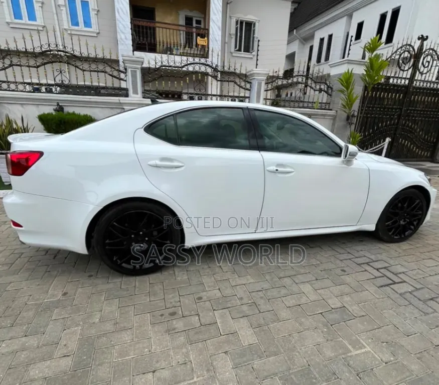 Lexus IS 2012 White